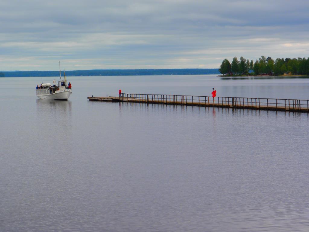 Arsunda Strandbad Sjoesunda Vandrarhem ภายนอก รูปภาพ