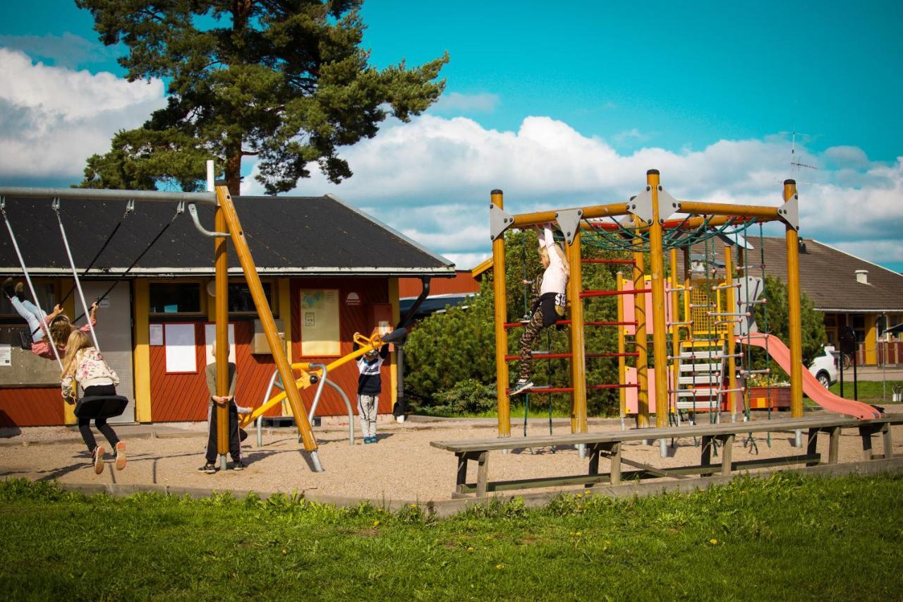 Arsunda Strandbad Sjoesunda Vandrarhem ภายนอก รูปภาพ